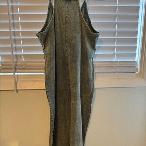 Zenana Outfitters Olive Tie-Dye Tee